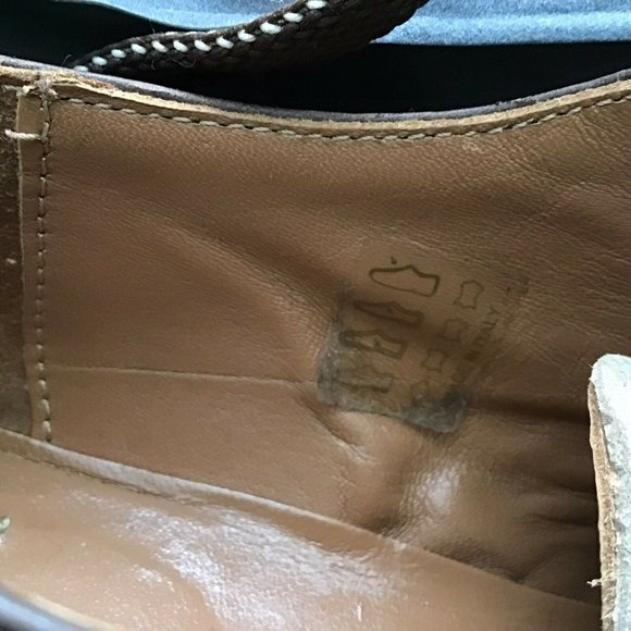 Bata Two Tone Perforated Wingtip Leather Oxfords EU 40 Brown Tan Lug Sole - Picture 9 of 10